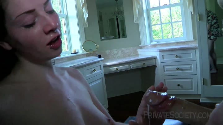 Avery: Three Well-fucked Holes
