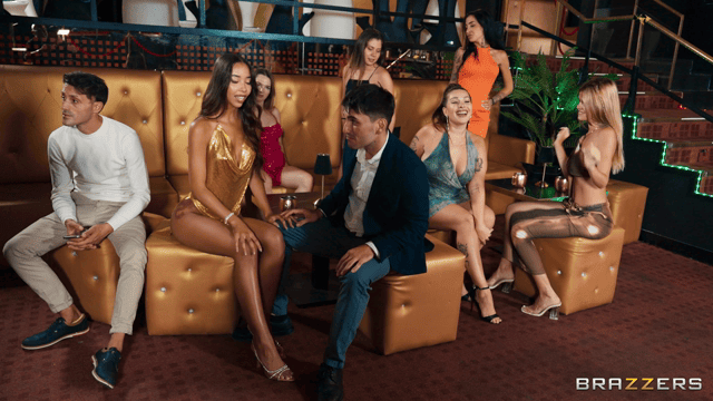 Lia Lin Bouncing And Banging