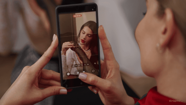 Straplez Fibi Euro And Asandra Dewy Make You Feel